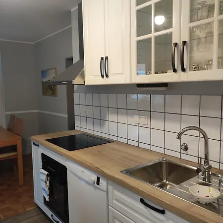 Apartament Mcs Metro *